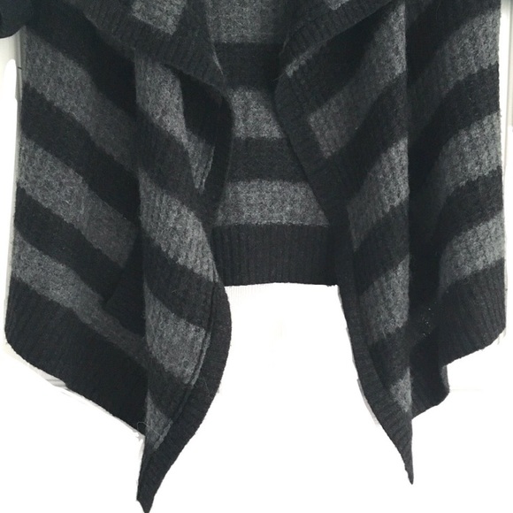 VINCE Black & Dark Gray Front Drape Sweater Size Small - Picture 7 of 9